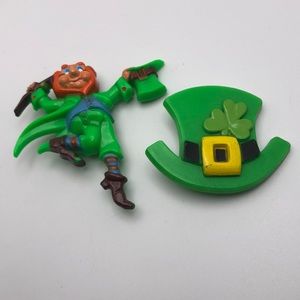 VTG Leprechaun and Lucky Hat Plastic Pins St. Patrick Day.